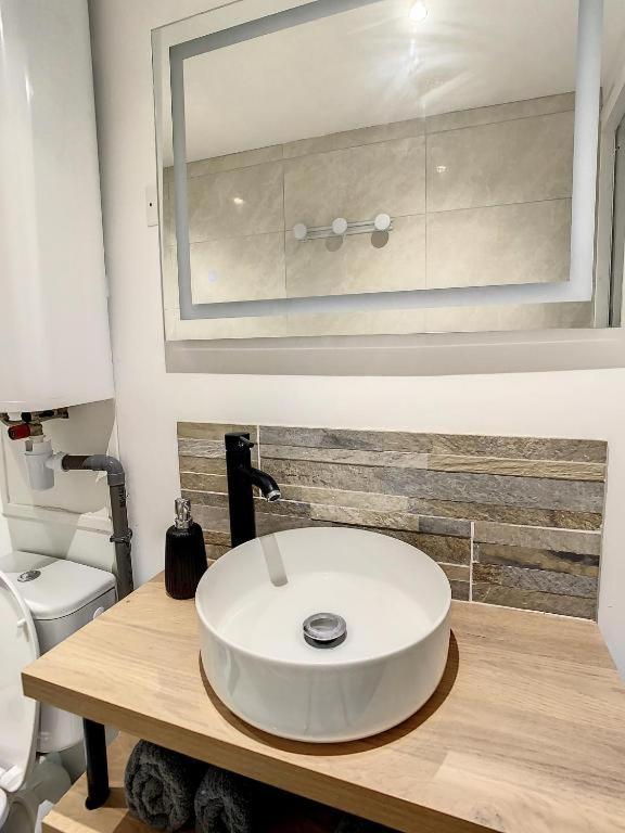 Grand Studio Amiens Gare Tout Confort Wifi Netflix 2Pers Bagian luar foto